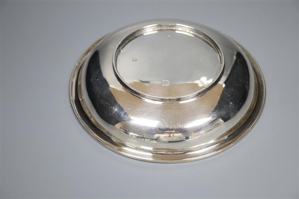 A late Victorian Scottish silver plain circular bowl, George Edward & Sons, Glasgow, 1899, 16.5cm,